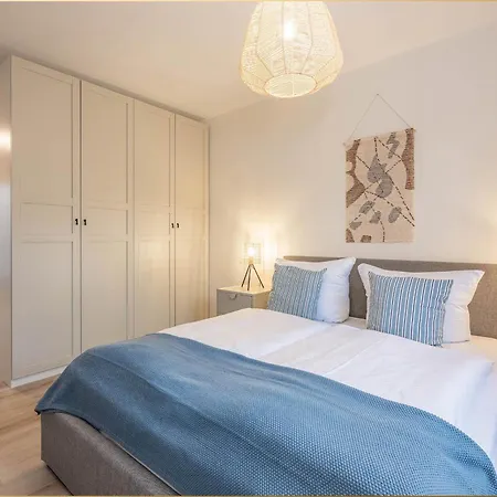 Village 9  My Second Appartement *